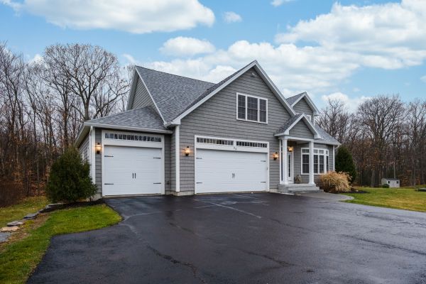 Cost of Driveway Sealing in Prescott